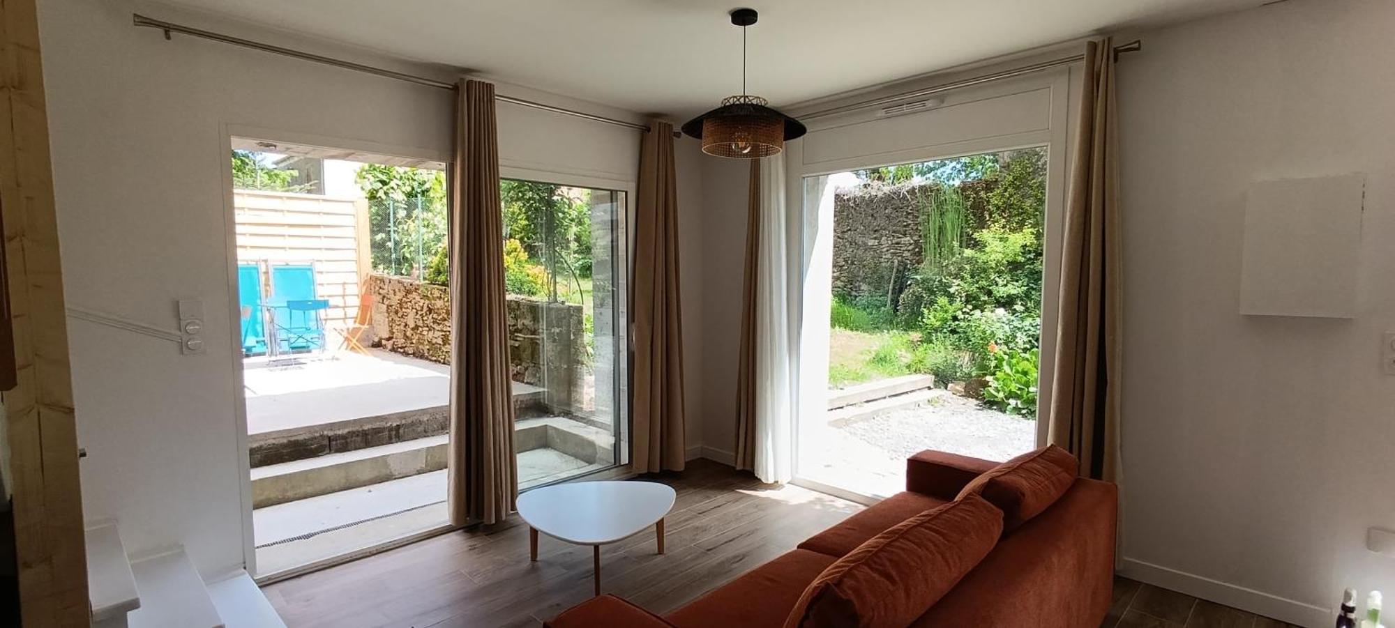 Maison Irondas Saint-Pierre-d'Aurillac Exteriér fotografie