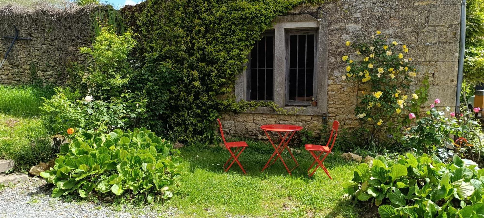 Maison Irondas Saint-Pierre-d'Aurillac Exteriér fotografie