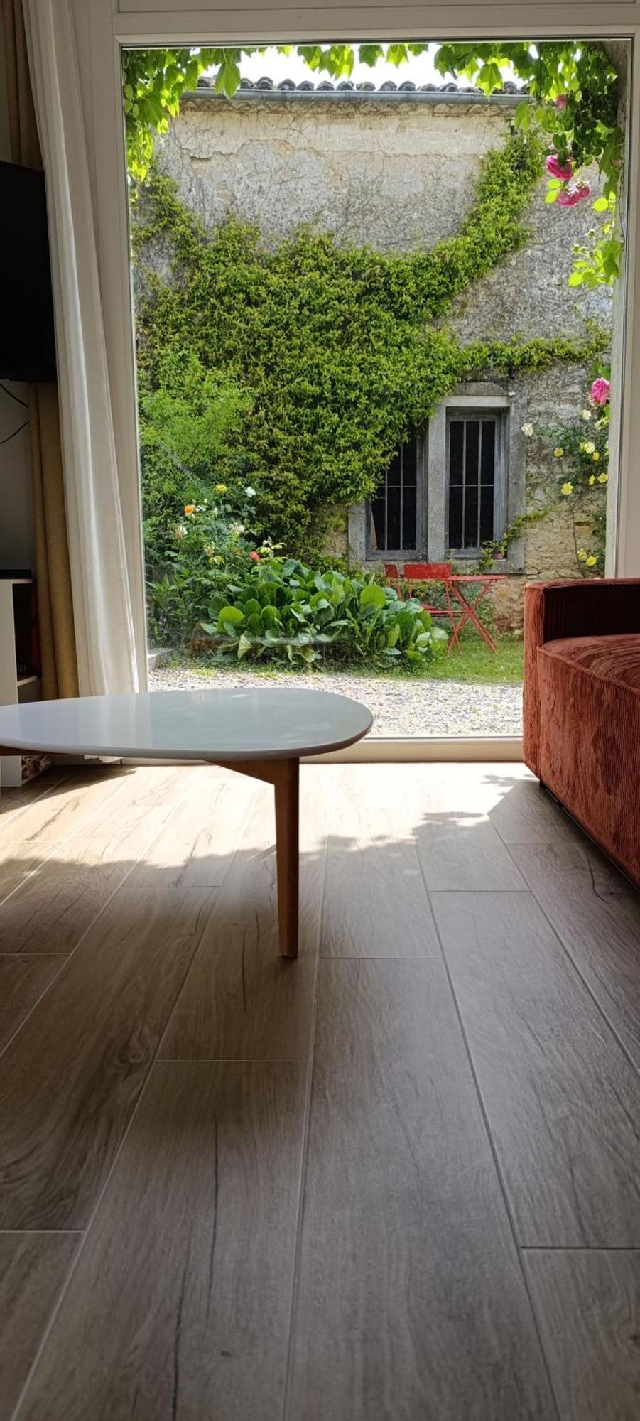 Maison Irondas Saint-Pierre-d'Aurillac Exteriér fotografie