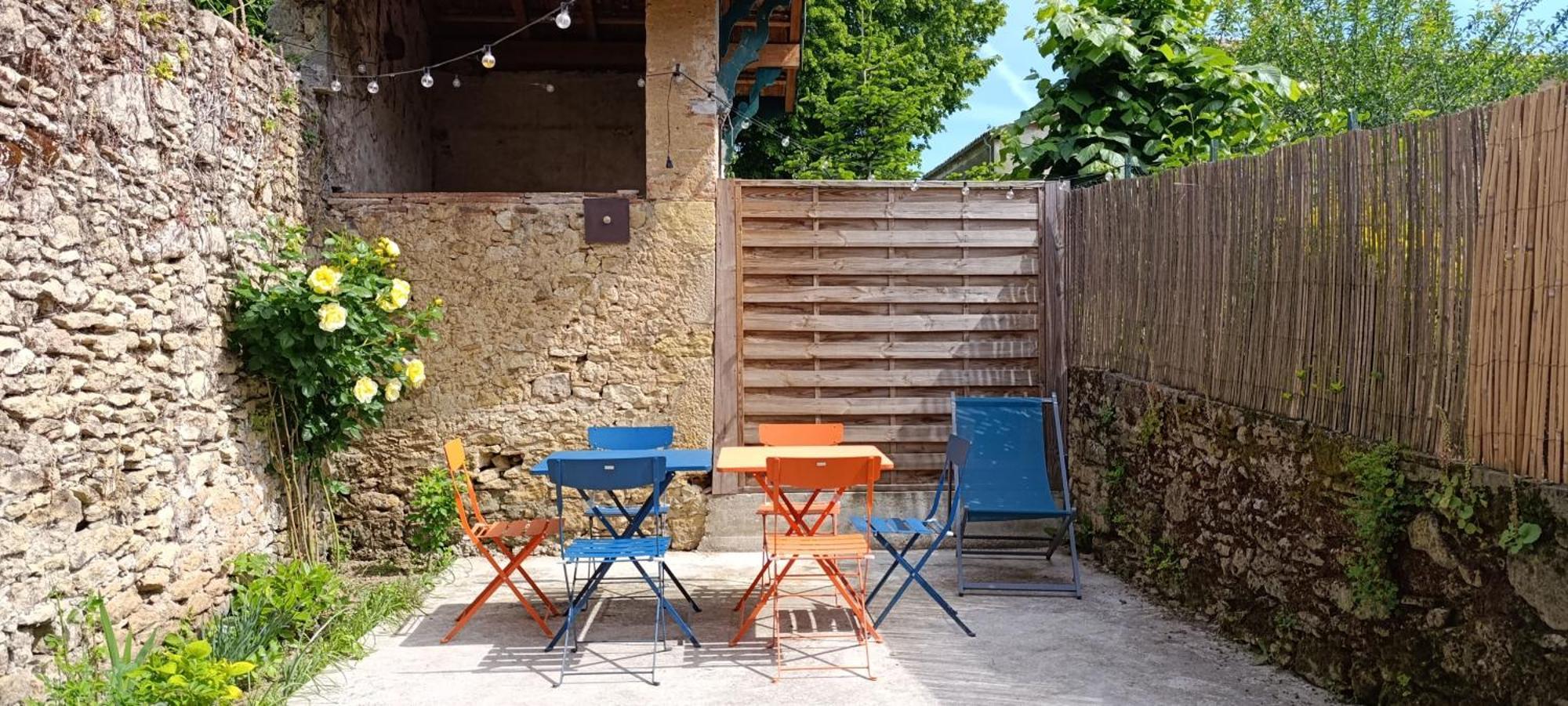 Maison Irondas Saint-Pierre-d'Aurillac Exteriér fotografie